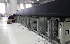 為什么操作臺必須具備線纜管理系統(tǒng)？